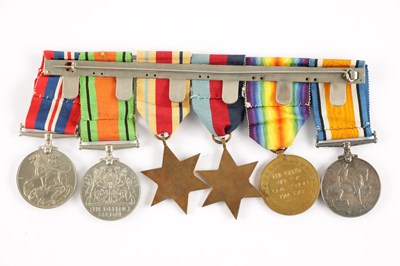 Lot 862 - A GROUP OF SIX WW1 AND WW2 WAR MEDALS