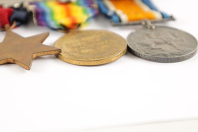 Lot 862 - A GROUP OF SIX WW1 AND WW2 WAR MEDALS