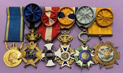 Lot 864 - A FRAMED GROUP OF SIX WW2 OFFICERS GROUP OF MEDALS