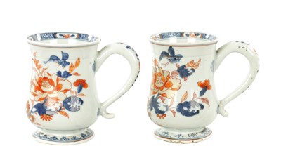 Lot 524 - A PAIR OF 18TH CENTURY CHINESE IMARI TANKARDS