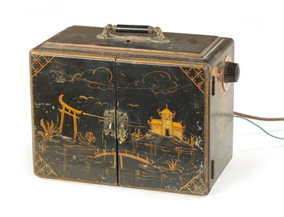 Lot 1105 - A RARE 1930’S CHINESE CHEST ‘ORIENTAL GARDEN’ EMERSON RADIO