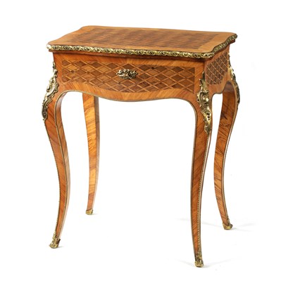 Lot 1435 - A LATE 19TH CENTURY FRENCH PARQUETRY INLAID AND ORMOLU MOUNTED FITTED DRESSING TABLE