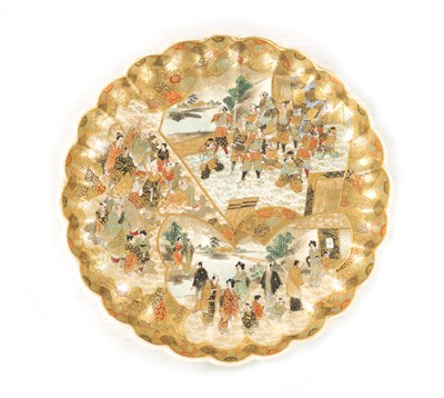 Lot 546 - A JAPANESE MEIJI PERIOD SATSUMA CABINET PLATE