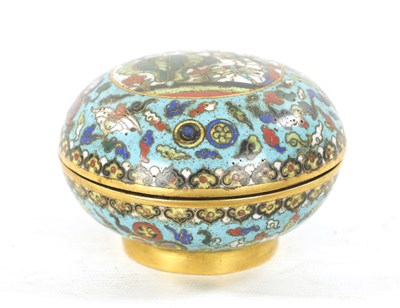 Lot 492 - A 19TH CENTURY CHINESE CLOISONNE ENAMEL LIDDED BOX