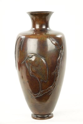 Lot 520 - A LARGE JAPANESE MEIJI PERIOD PATINATED BRONZE VASE