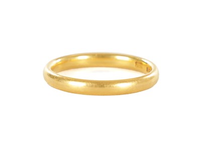 Lot 337 - A VINTAGE 22CT GOLD WEDDING RING WITH ORIGINAL RECEIPT DATED 1936