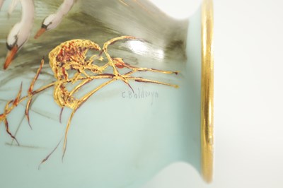 Lot 39 - AN EARLY 20TH CENTURY ROYAL WORCESTER CABINET VASE BY C. BALDWYN