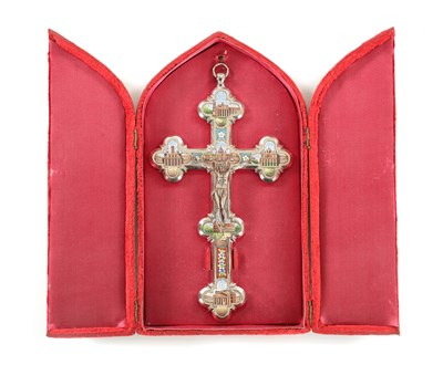 Lot 918 - AN EARLY 20TH CENTURY GRAND TOUR MICRO MOSAIC CRUCIFIX