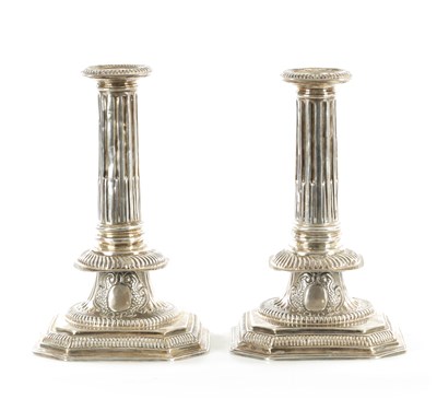 Lot 523 - A PAIR OF WILLIAM AND MARY SILVER CANDLESTICKS