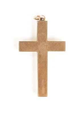 Lot 282 - AN EDWARDIAN 9CT GOLD CRUCIFIX PENDANT