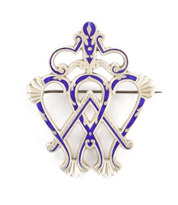 Lot 325 - A 20TH CENTURY SILVER AND ENAMEL BROOCH
