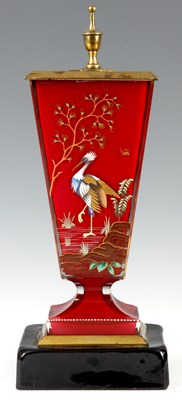 Lot 7 - A LATE 19TH/ EARLY 20TH CENTURY PINK GLASS...
