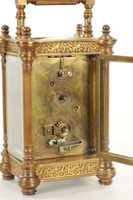 Lot 1074 - A LATE 19TH CENTURY FRENCH TIMEPIECE CARRIAGE CLOCK OF SMALL SIZE