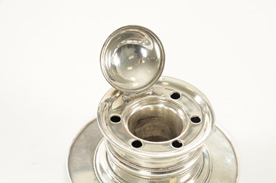 Lot 473 - AN EARLY 20TH CENTURY LIBERTY & CO SILVER INKWELL