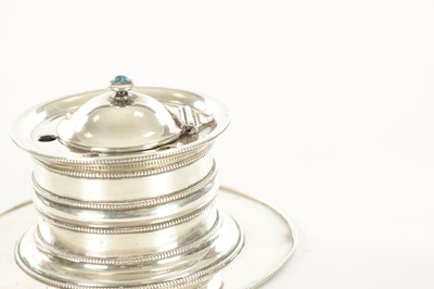 Lot 473 - AN EARLY 20TH CENTURY LIBERTY & CO SILVER INKWELL