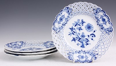Lot 76 - A SET OF FOUR MEISSEN BLUE AND WHITE LATTICE...