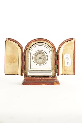 Lot 1108 - AN EARLY 20TH CENTURY CASED MINIATURE SWISS SILVER AND GUILLOCHE ENAMELLED BOUDOIR ALARM CLOCK
