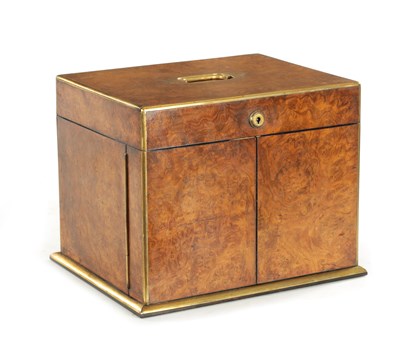 Lot 1098 - A FINE VICTORIAN BURR WALNUT AND BRASS LINED HUMIDOR