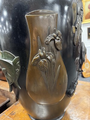 Lot 225 - A LARGE MEIJI PERIOD JAPANESE PATINATED BRONZE AND MIXED METAL HALL VASE
