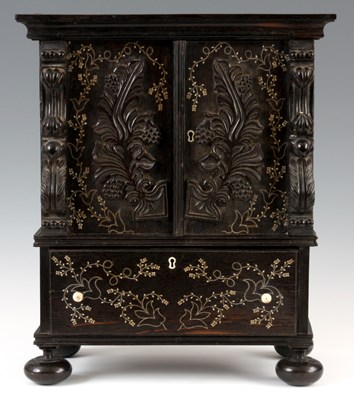 Lot 794 - AN EARLY 19th CENTURY ANGLO INDIAN COROMANDEL...