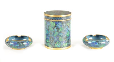 Lot 114 - AN EARLY 20TH CENTURY CLOISONNE ENAMEL SMOKER SET