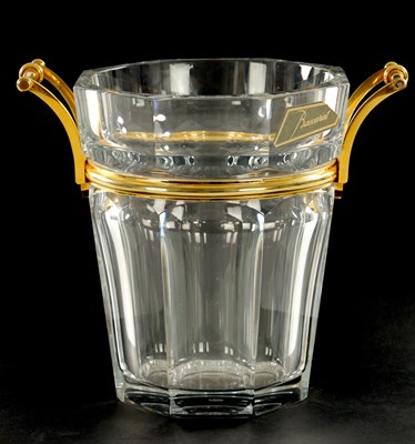 Lot 25 - A 20TH CENTURY BACCARAT CRYSTAL GLASS CHAMPAGNE BUCKET