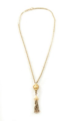 Lot 466 - A 9CT GOLD PENDANT NECKLACE