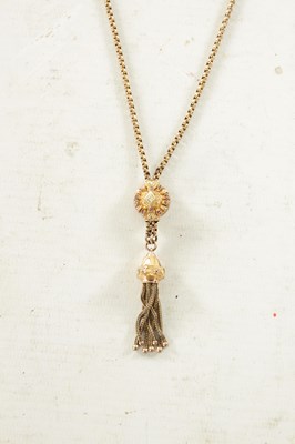 Lot 466 - A 9CT GOLD PENDANT NECKLACE