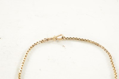 Lot 466 - A 9CT GOLD PENDANT NECKLACE