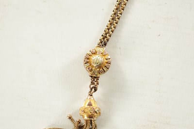 Lot 466 - A 9CT GOLD PENDANT NECKLACE