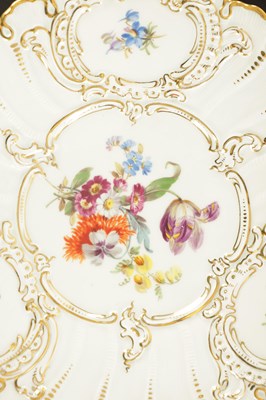 Lot 43 - A PAIR OF 19TH CENTURY LEAF MOULDED MEISSEN CABINET PLATES