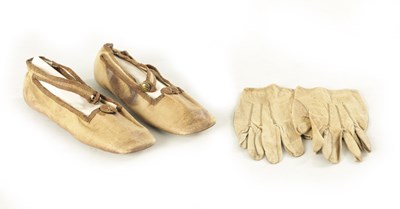 Lot 697 - A PAIR OF EARLY CHILD’S SHOES AND A PAIR OF SIMILAR CHILD’S GLOVES