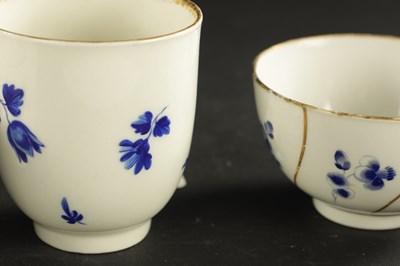 Lot 173 - A WORCESTER PORCELAIN FLUTED TRIO DECORATED WITH DRY BLUE FLOWERS CIRCA 1775