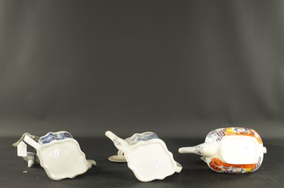 Lot 152 - TWO NEW HALL TEAPOTS PRINTED WILLOW PATTERN CIRCA 1810