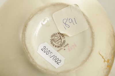Lot 72 - A PAIR OF GRAINGER WORCESTER PORCELAIN VASES