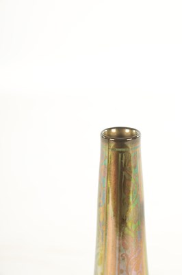 Lot 64 - AN EARLY 20TH CENTURY ROYAL LANCASTRIAN LUSTER VASE DESIGNED BY WILLIAM MYCOCK