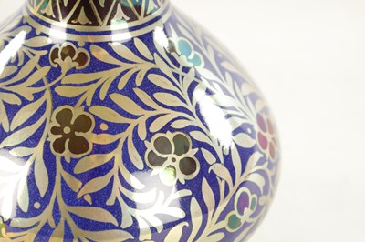 Lot 64 - AN EARLY 20TH CENTURY ROYAL LANCASTRIAN LUSTER VASE DESIGNED BY WILLIAM MYCOCK
