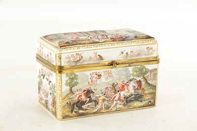 Lot 84 - A 19TH CENTURY NAPLES CAPODIMONTE STYLE PORCELAIN AND GILT BRASS MOUNTED CASKET