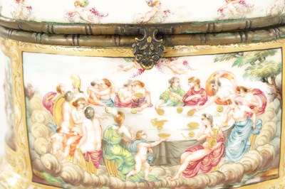 Lot 70 - A 19TH CENTURY NAPLES CAPODIMONTE STYLE PORCELAIN AND GILT BRASS MOUNTED CASKET