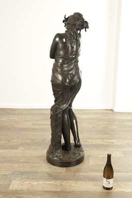 Lot 844 - JEAN ANTOINE HOUDON (1741-1828) A LARGE EARLY 19TH CENTURY REGENCY PATINATED BRONZE SCULPTURE OF A CLASSICAL SEMI NUDE LADY