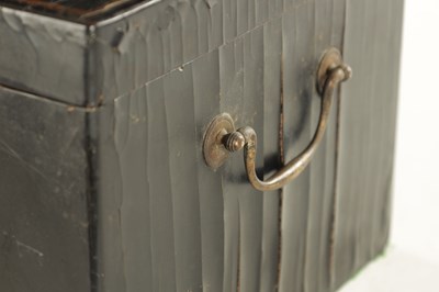 Lot 96 - AN 18TH CENTURY CHINESE EXPORT LACQUERWORK TEA CADDY