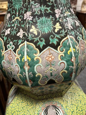 Lot 133 - AN IMPRESSIVE PAIR OF 19TH CENTURY CHINESE FAMILLE NOIRE DOUBLE GOURD HALL VASES
