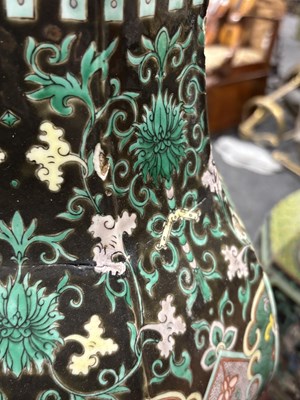 Lot 133 - AN IMPRESSIVE PAIR OF 19TH CENTURY CHINESE FAMILLE NOIRE DOUBLE GOURD HALL VASES