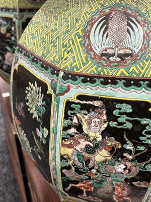 Lot 133 - AN IMPRESSIVE PAIR OF 19TH CENTURY CHINESE FAMILLE NOIRE DOUBLE GOURD HALL VASES