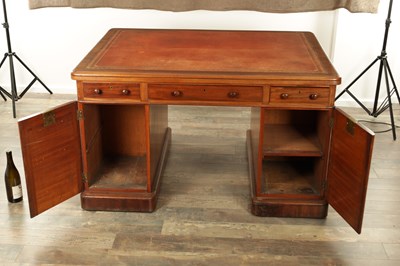 Lot 1255 - A GOOD 19TH CENTURY MAHOGANY PARTNERS DESK OF SMALL SIZE