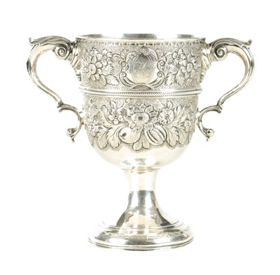 Lot 459 - A GEORGE III IRISH TWO HANDLED CUP