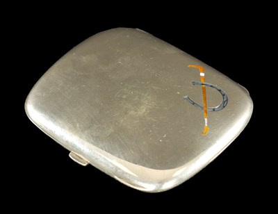 Lot 423 - AN EARLY 20TH CENTURY GERMAN SILVER AND ENAMEL CIGARETTE CASE OF EQUESTRIAN INTEREST