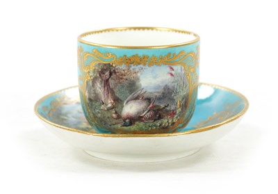 Lot 77 - A FINE LATE 18TH / 19TH CENTURY SEVRES PORCELAIN CUP AND SAUCER