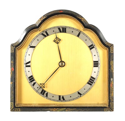 Lot 1012 - AN EARLY 20TH CENTURY CHINOISERIE FRAMED STRUT CLOCK