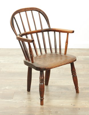Lot 1233 - A 19TH CENTURY CHILD'S STICK-BACK WINDSOR CHAIR